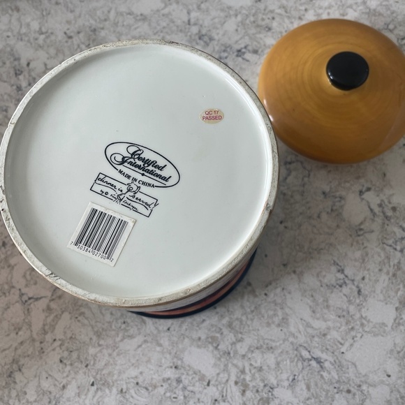 Dinner‎ Is Served Large Canister 8' with Lid - Picture 9 of 9